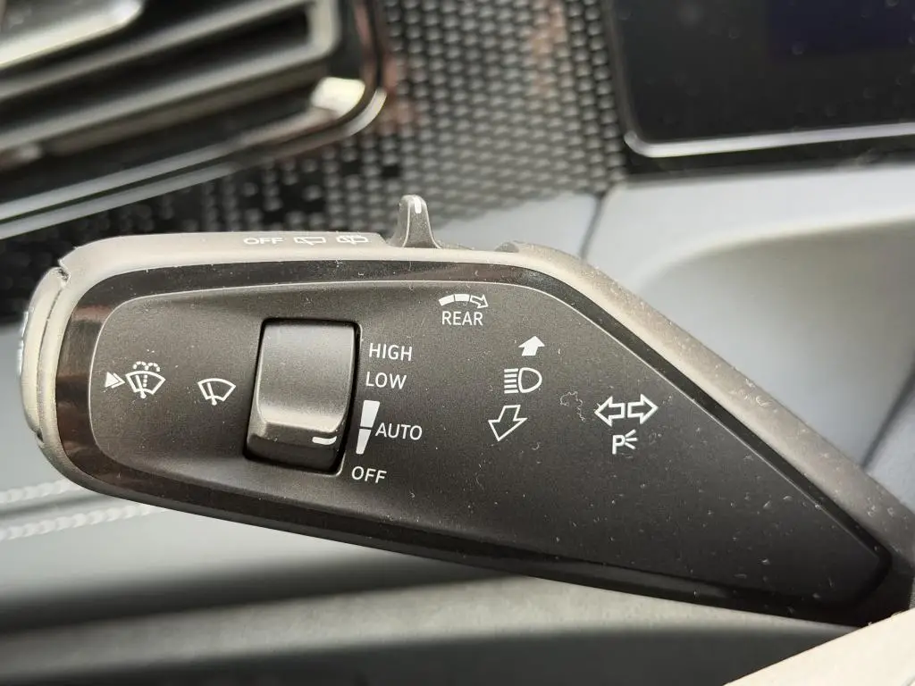 Volkswagen Tiguan People 7DSG mHEV 1,5eTSI / 96kW