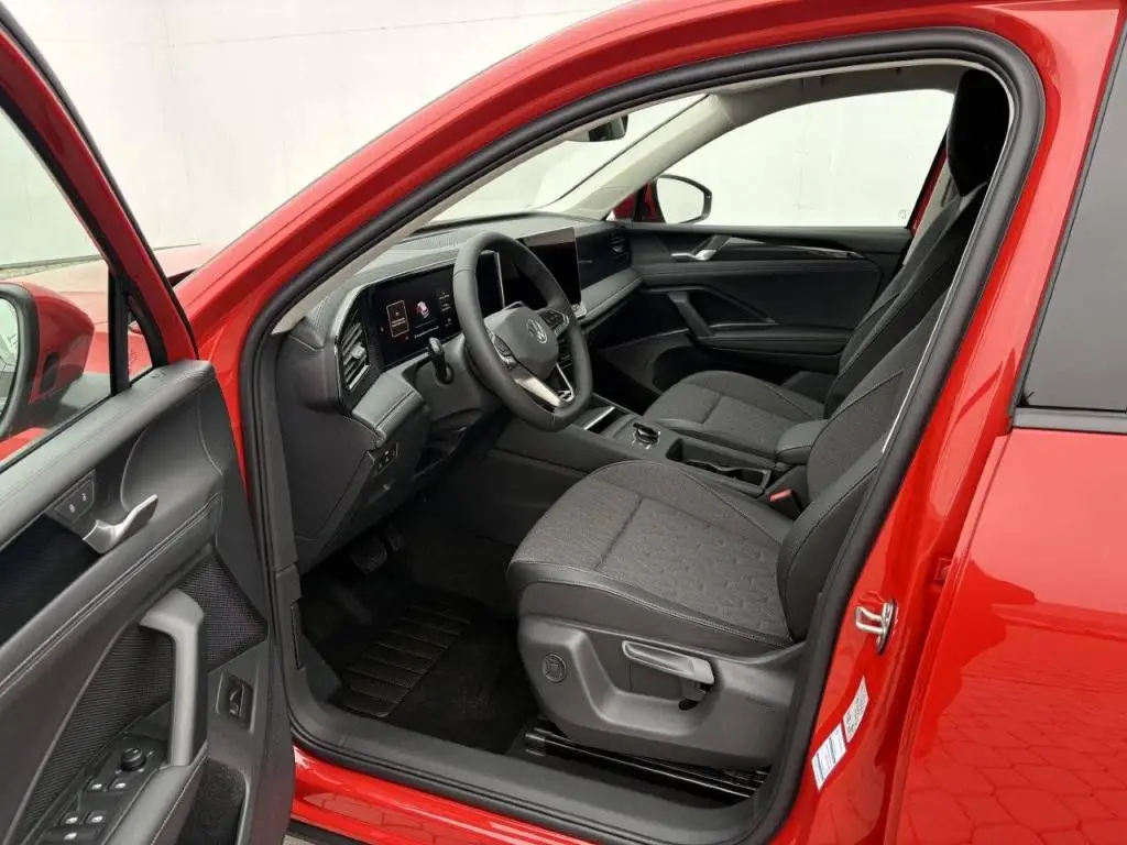 Volkswagen Tiguan People 7DSG mHEV 1,5eTSI / 96kW