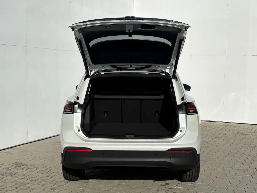 Volkswagen Tiguan People eHybrid 6DSG 1,5TSi / 110kW