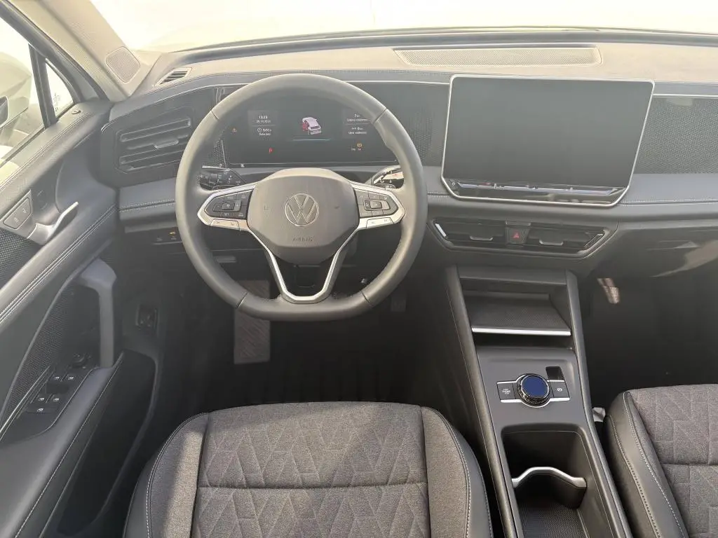 Volkswagen Tiguan People eHybrid 6DSG 1,5TSi / 110kW