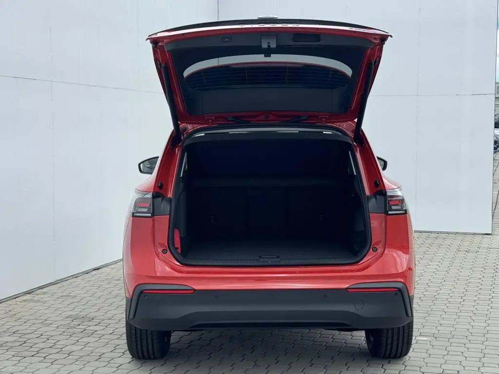 Volkswagen Tiguan People eHybrid 6DSG 1,5TSi / 110kW