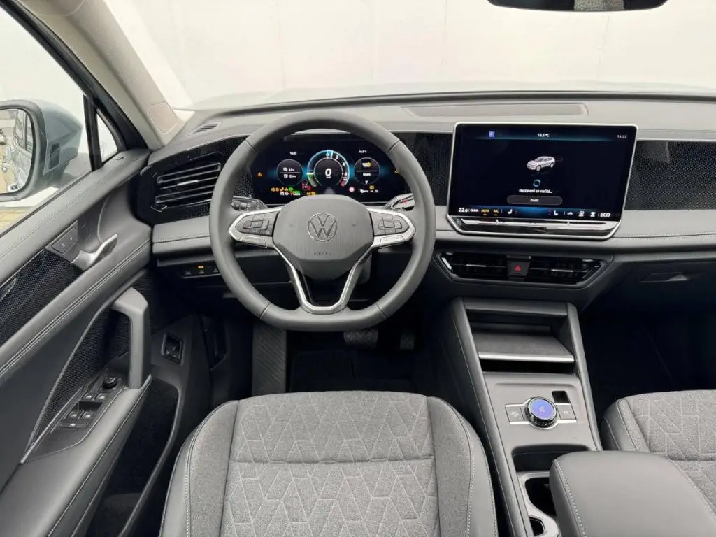 Volkswagen Tiguan People eHybrid 6DSG 1,5TSi / 110kW