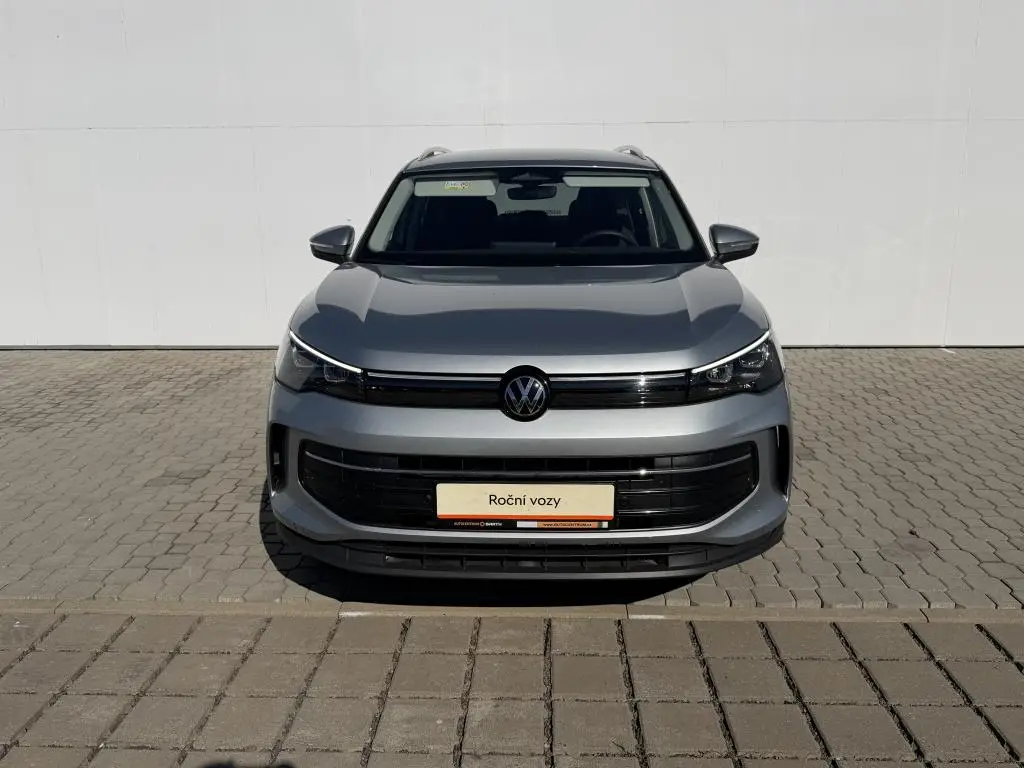 Volkswagen Tiguan People PHEV 19,7kWh  1,5TSi / 110kW