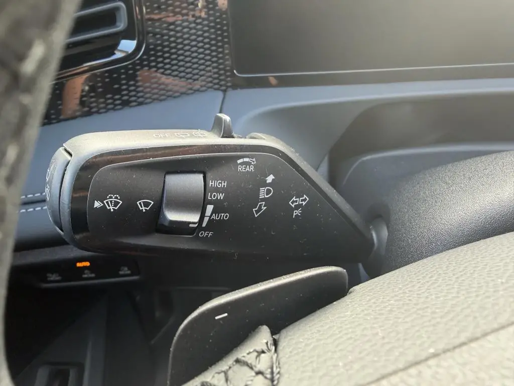 Volkswagen Tiguan People PHEV 19,7kWh  1,5TSi / 110kW