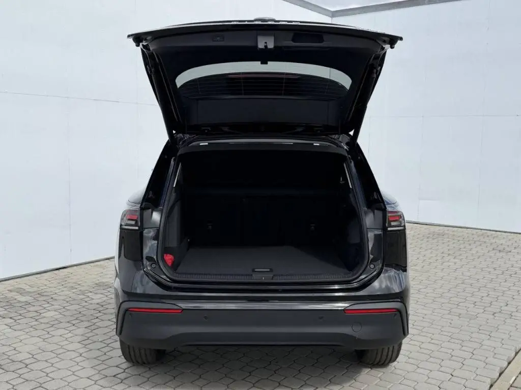 Volkswagen Tiguan People PHEV 19,7kWh 6DSG 1,5TSI / 110kW