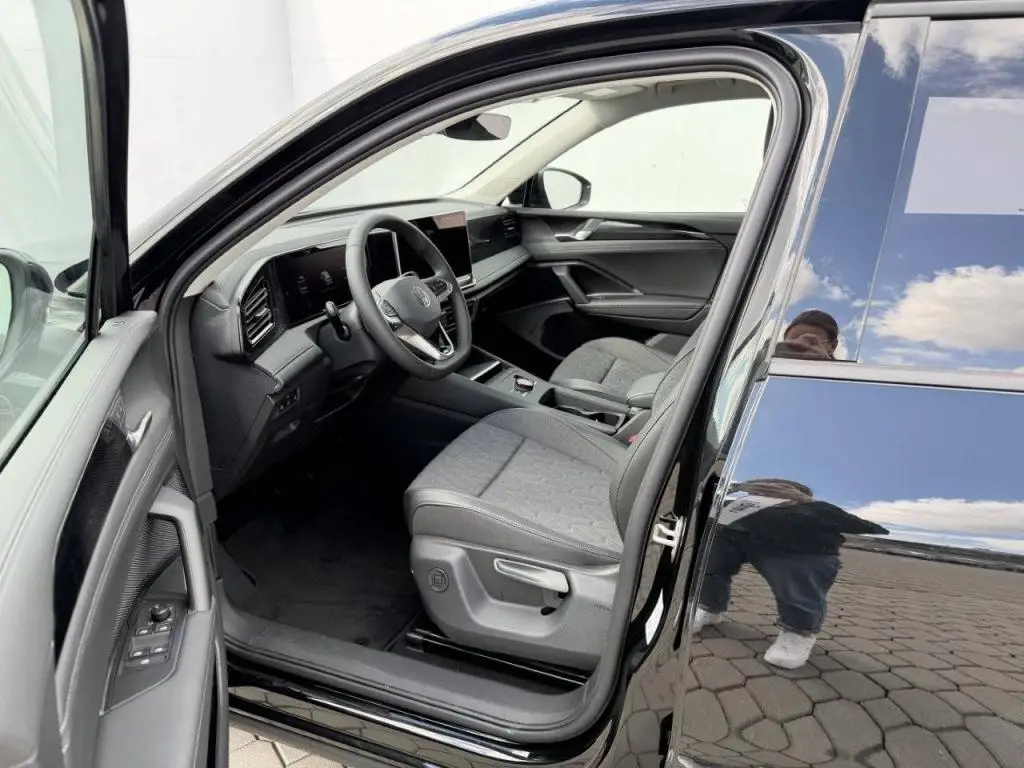 Volkswagen Tiguan People PHEV 19,7kWh 6DSG 1,5TSI / 110kW