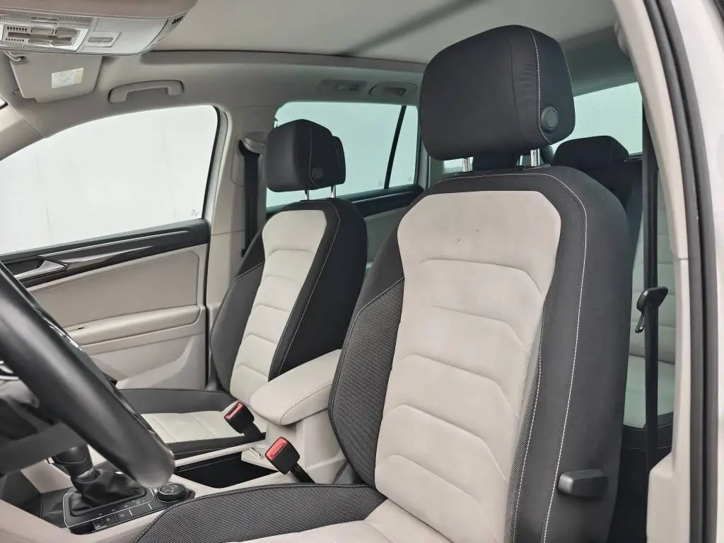 Volkswagen Tiguan R-Line Highline 4Motion DSG 2,0TDI / 140kW