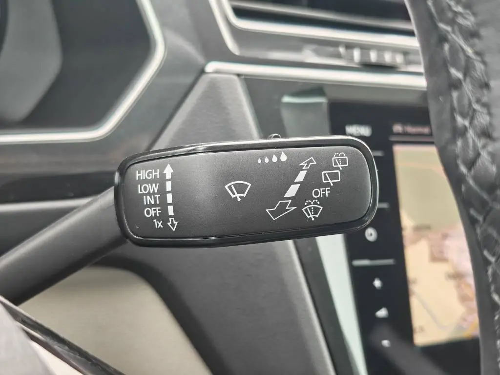Volkswagen Tiguan R-Line Highline 4Motion DSG 2,0TDI / 140kW