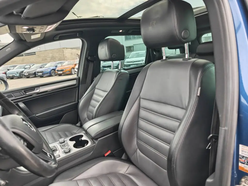 Volkswagen Touareg Exclusive 8TT  3,0TDI / 193kW