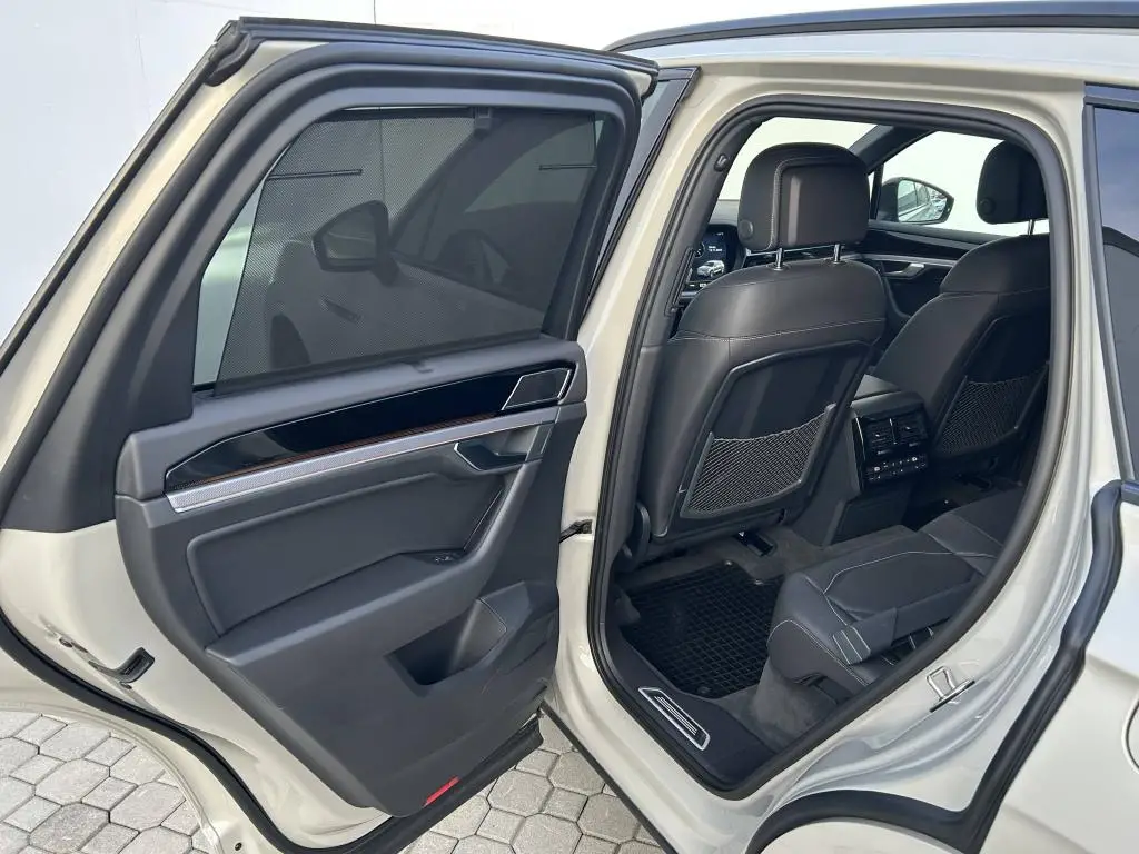 Volkswagen Touareg R 3,0 / 250kW