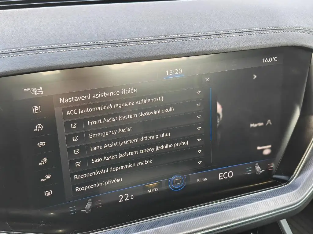 Volkswagen Touareg R-line 8TT 3,0TDI / 210kW