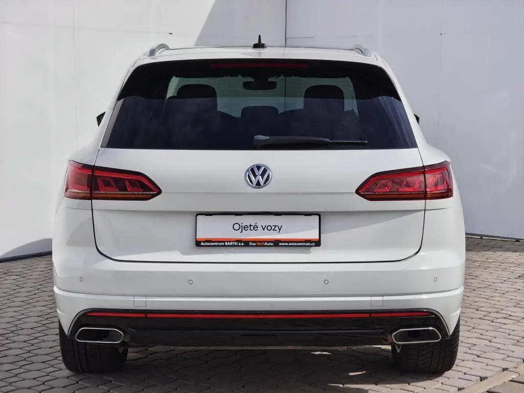 Volkswagen Touareg R-Line 8TT 4Motion 3,0TDI V6 / 210kW
