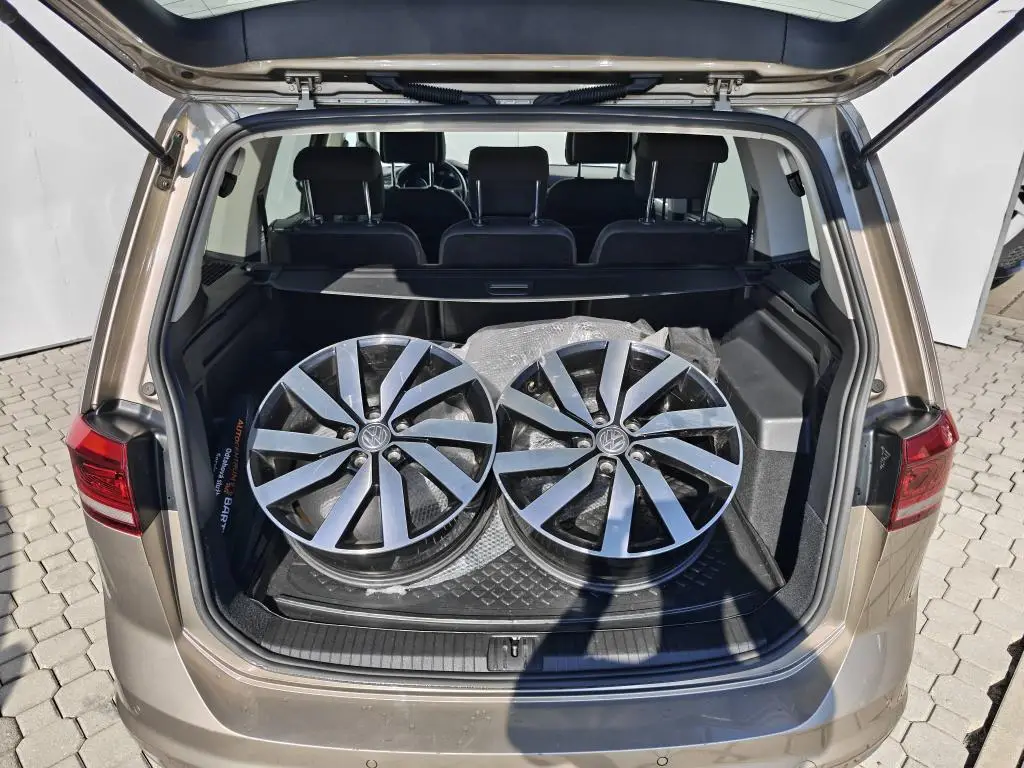 Volkswagen Touran Maraton Edition 7DSG 1,5TSI / 110kW