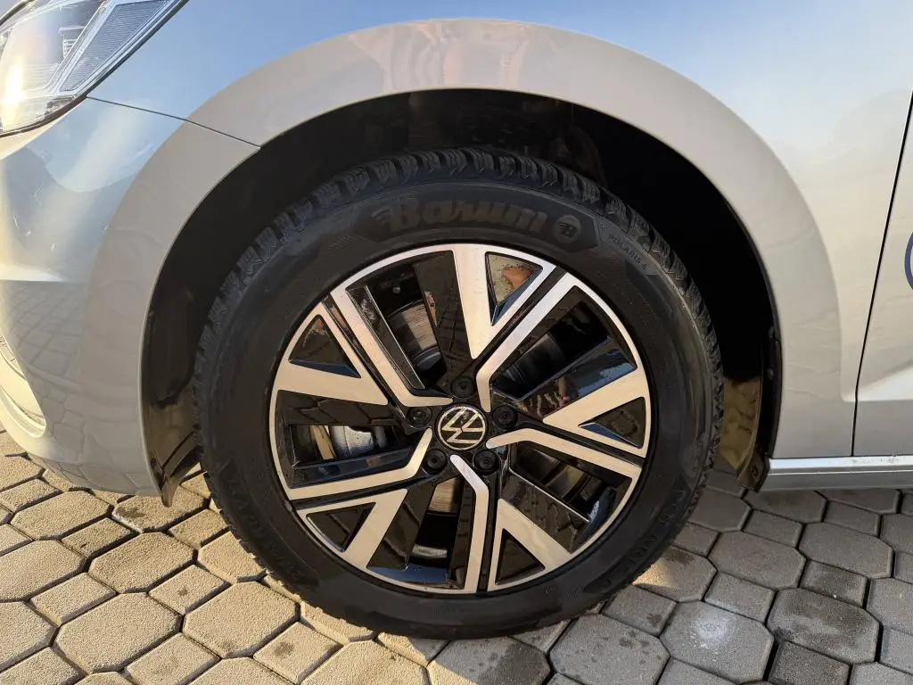 Volkswagen Touran People 7DSG 1,5TSI / 110kW