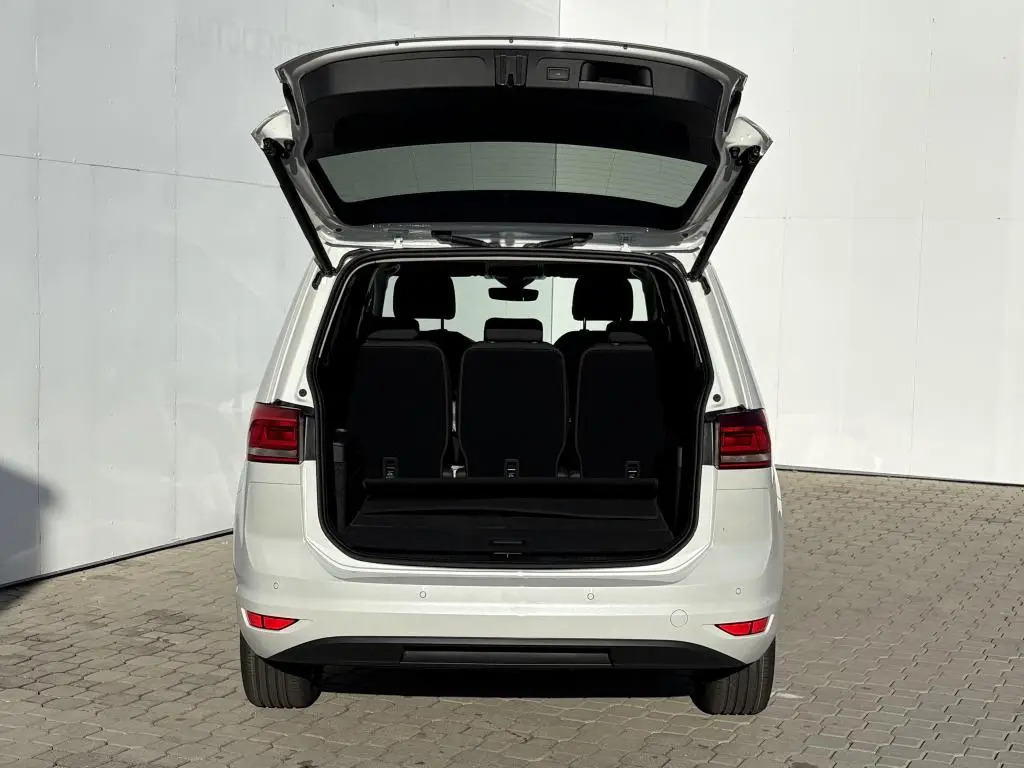 Volkswagen Touran People 7DSG 1,5TSI / 110kW