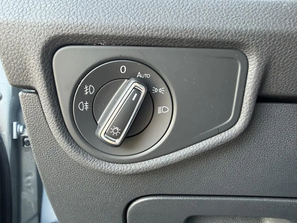 Volkswagen Touran People 7DSG 1,5TSI / 110kW