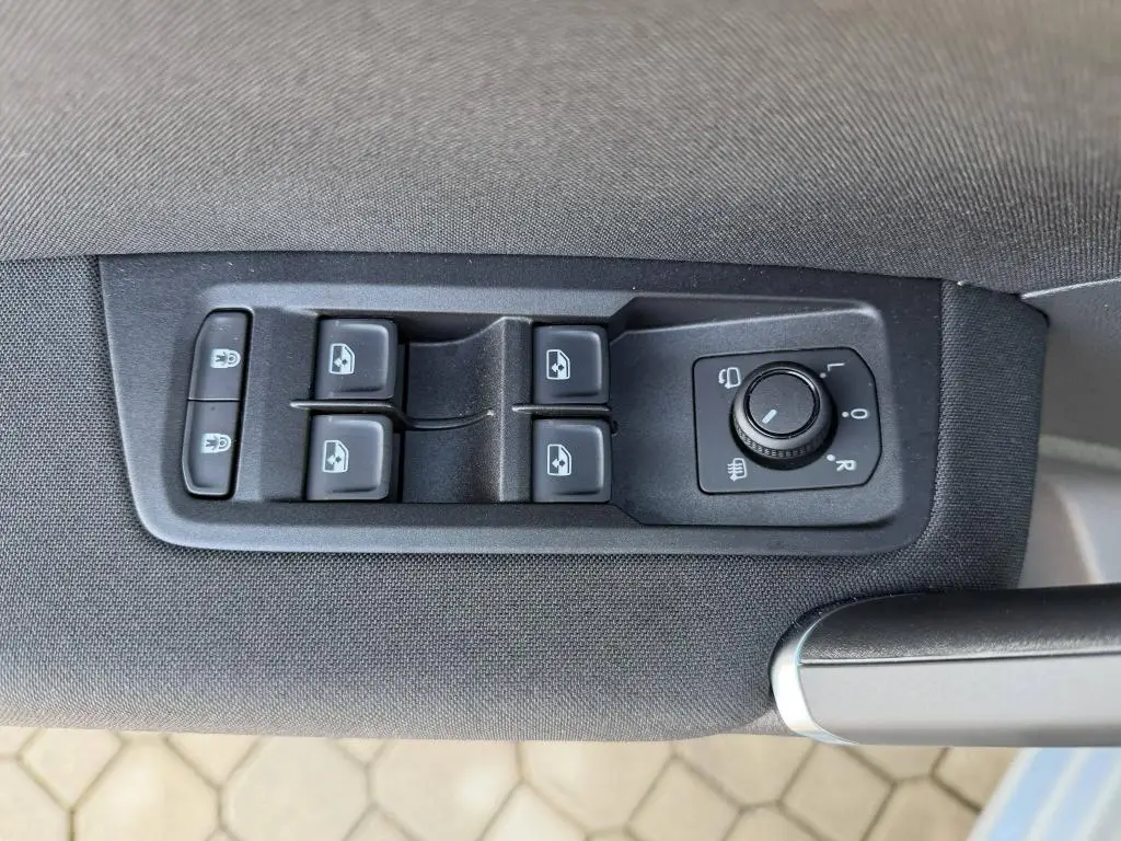 Volkswagen Touran People 7DSG 1,5TSI / 110kW