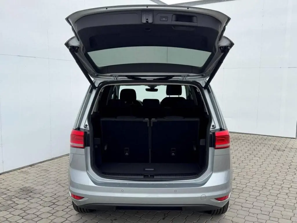 Volkswagen Touran People 7DSG 1,5TSI / 110kW