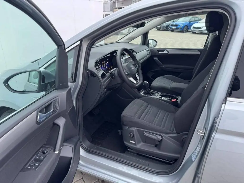 Volkswagen Touran People 7DSG 1,5TSI / 110kW