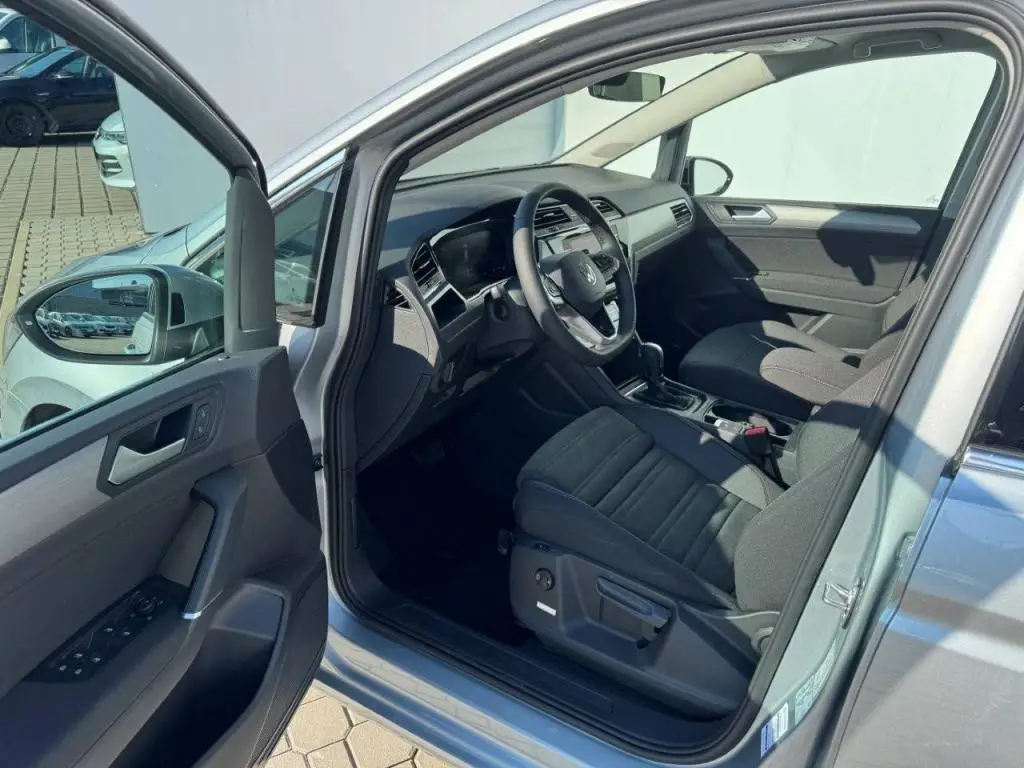 Volkswagen Touran People 7DSG 1,5TSI / 110kW