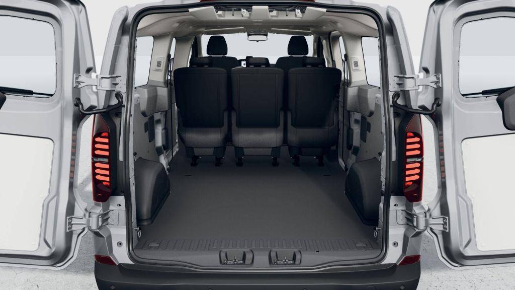 Volkswagen Transporter kombi N1 DR 6G 2.0TDI / 110kW (5 míst)