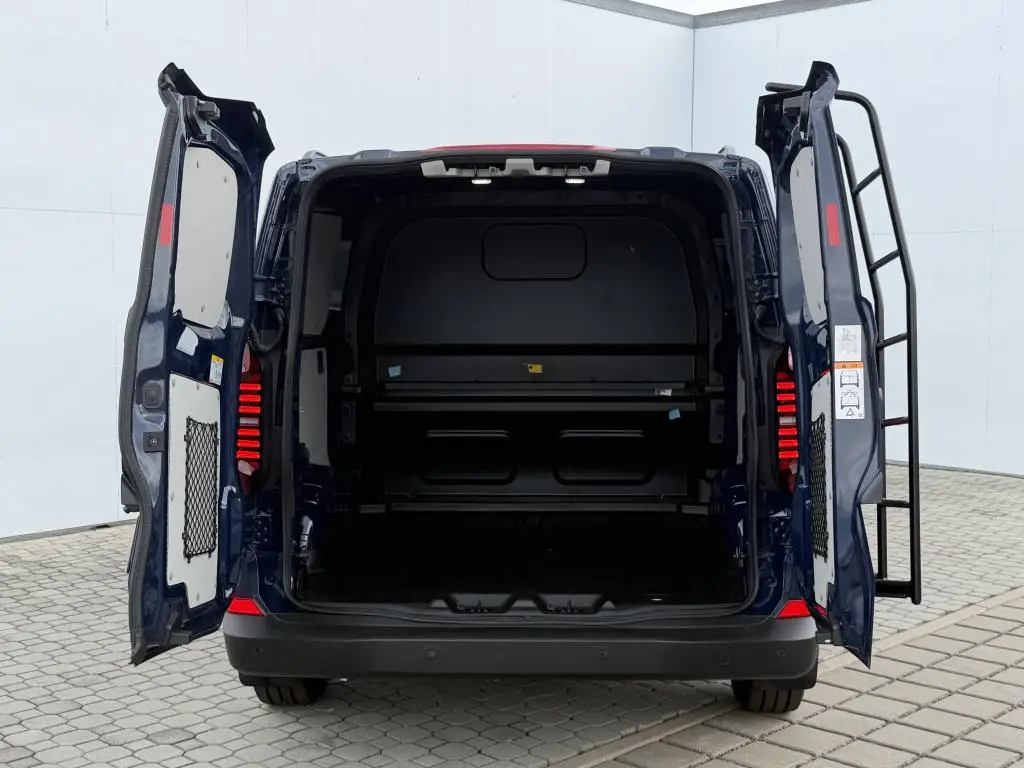 Volkswagen Transporter skříň PLUS DR 4M 8AUT 2,0TDI / 110kW