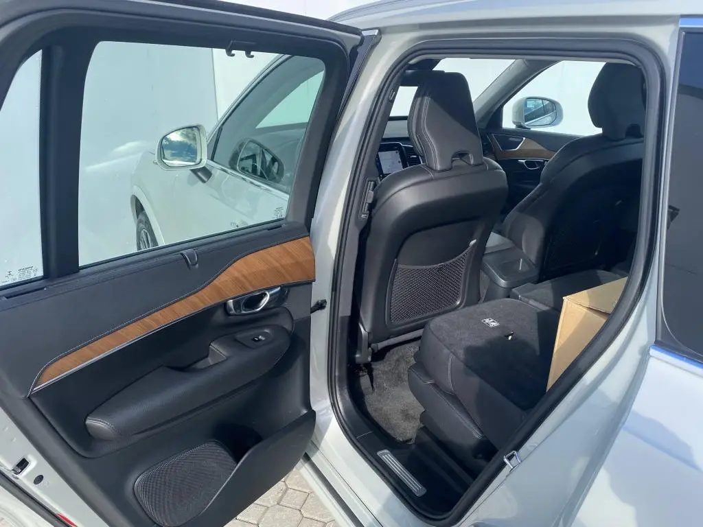 VOLVO XC90 VOLVO XC90 B5 AWD Inscription 2,0 / 173kW