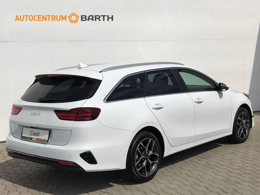 KIA Ceed SW CD TOP 7DCT 1,5 T-GDi / 103kW