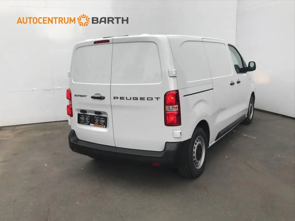 Peugeot Expert L2 MAN6 2,2 BlueHDi / 110kW