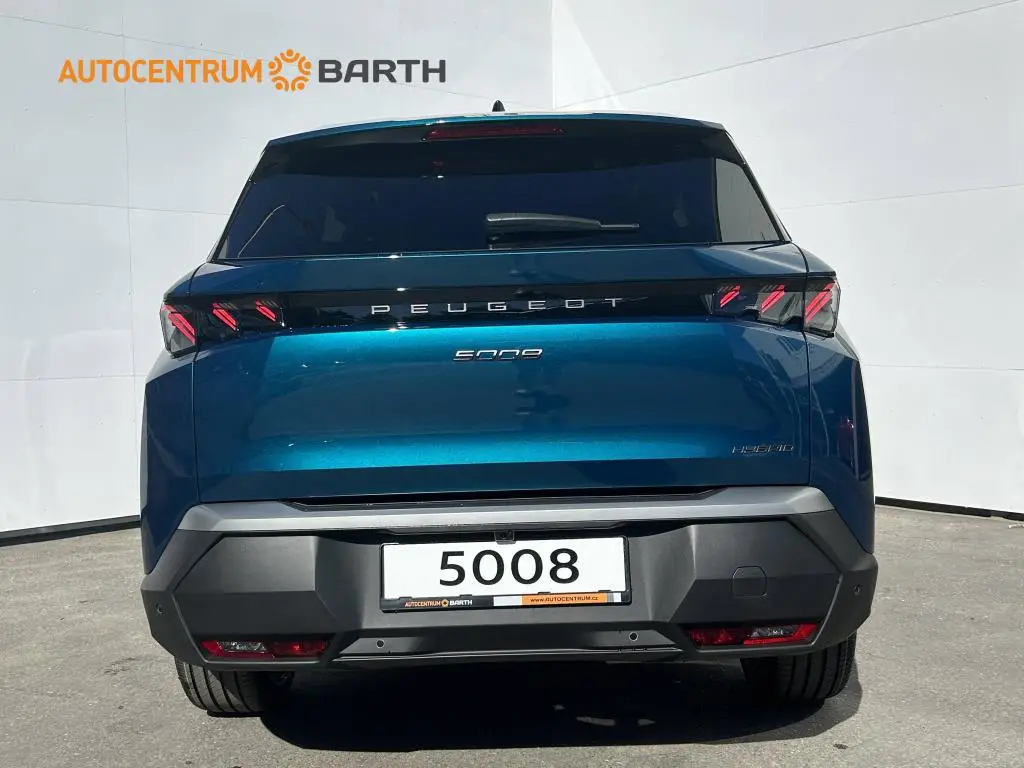 Peugeot 5008 GT e-DCS6 Hybrid / 107kW
