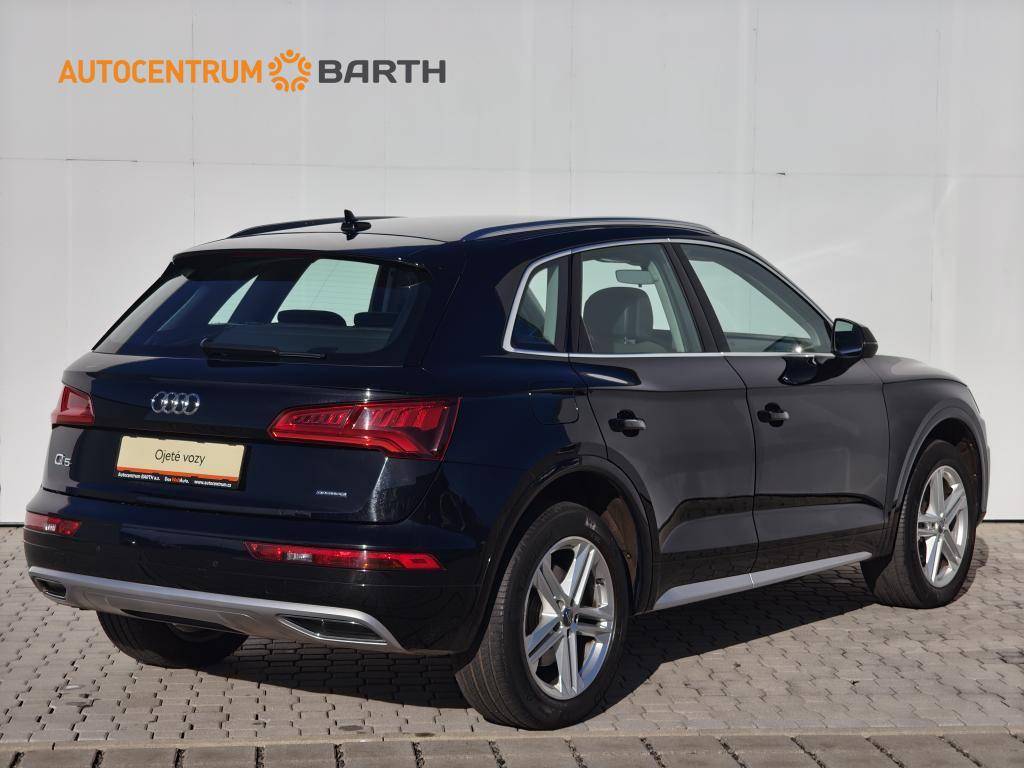 Audi Q5 Sport Quattro S tronic 2,0TDI / 140kW