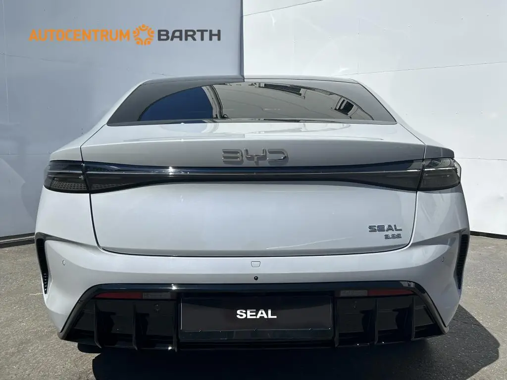 BYD SEAL Excellence AWD 82 kWh  / 390kW