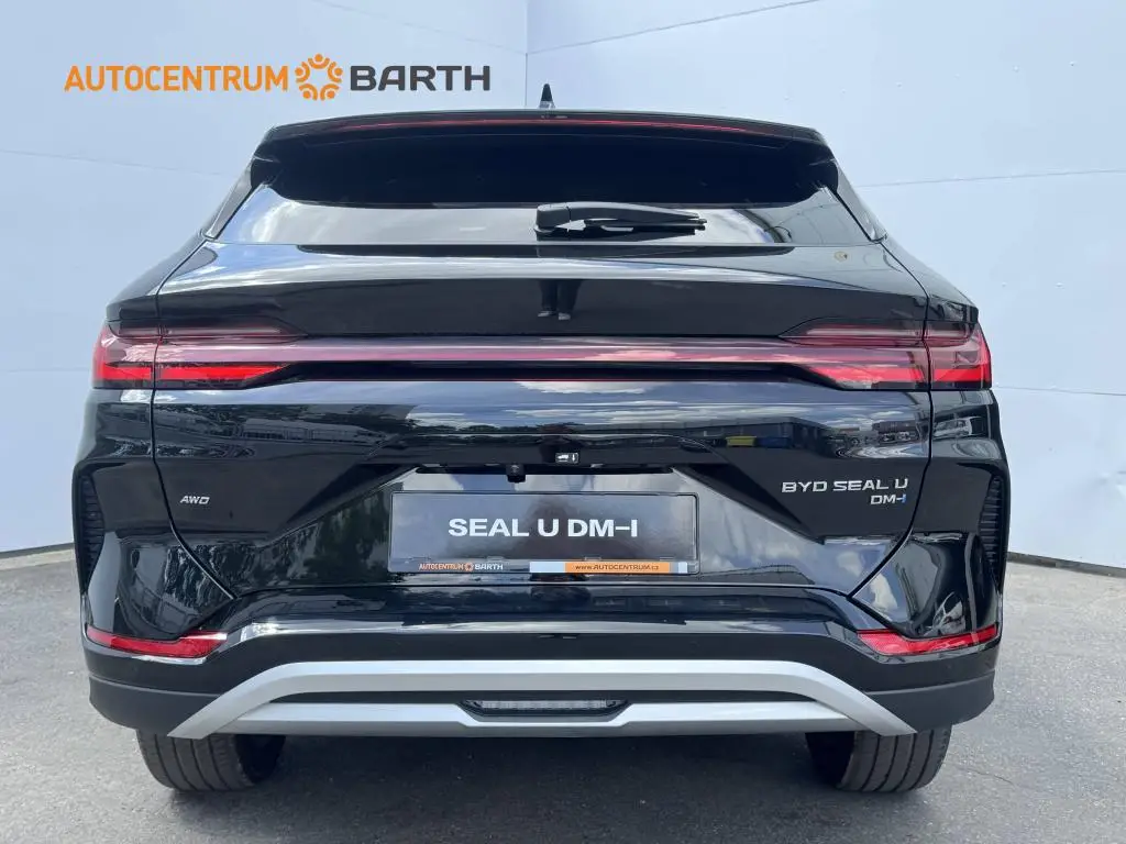 BYD SEAL U DM-i Design AWD 1,5 / 238kW