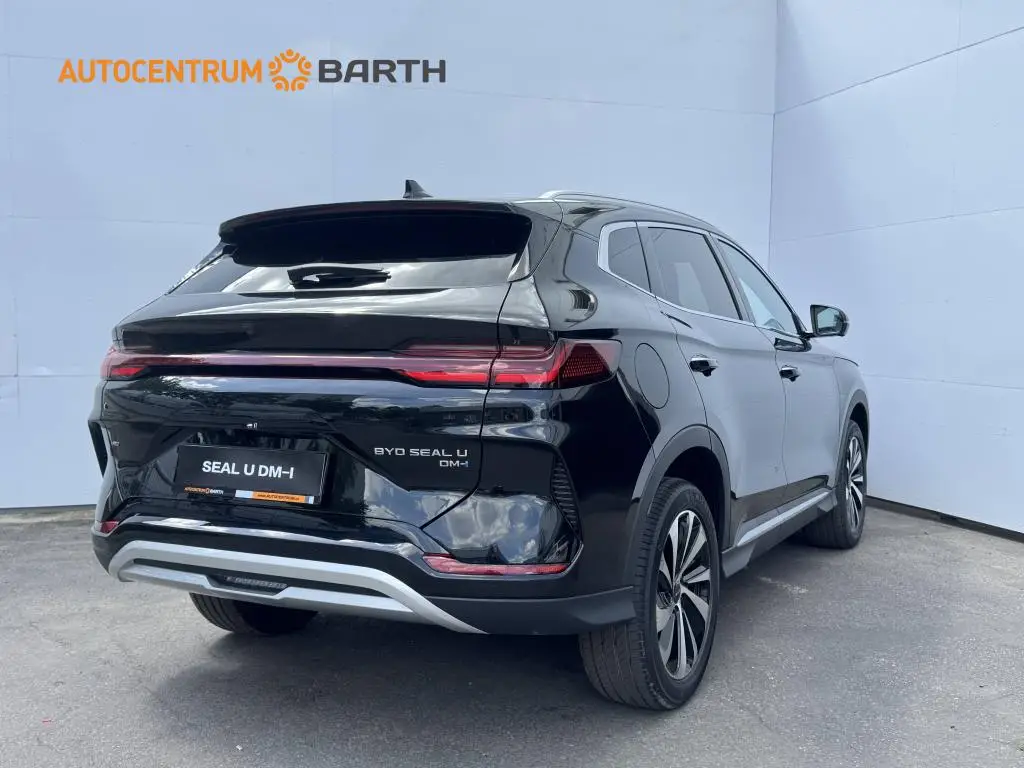 BYD SEAL U DM-i Design AWD 1,5 / 238kW