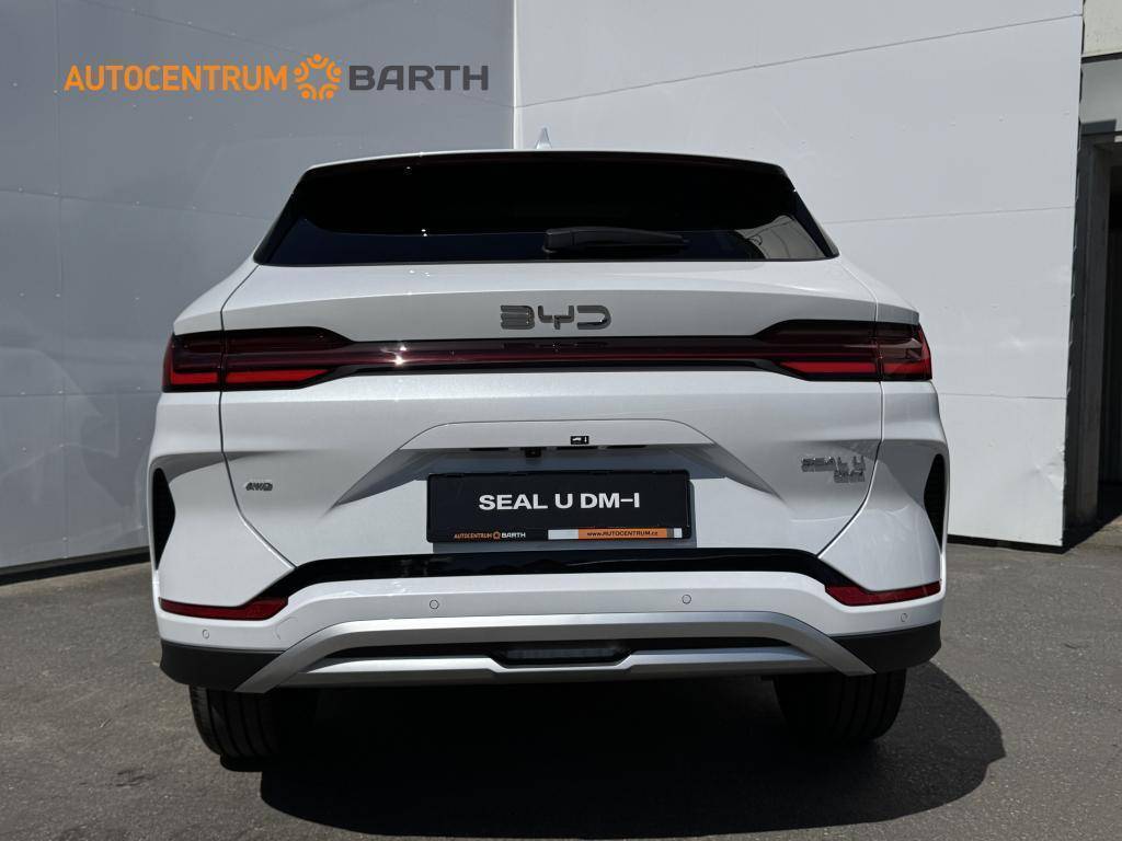BYD SEAL U DM-i Design AWD 1,5 / 238kW