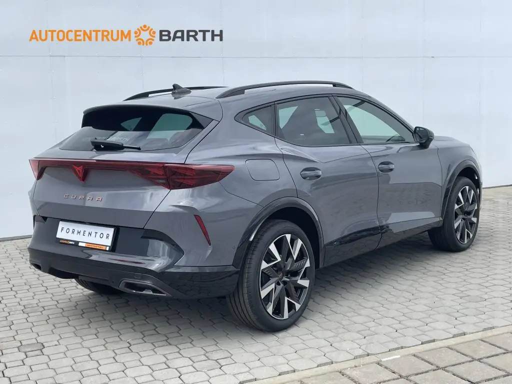 CUPRA Formentor DSG 4WD 2,0 TSI / 150kW