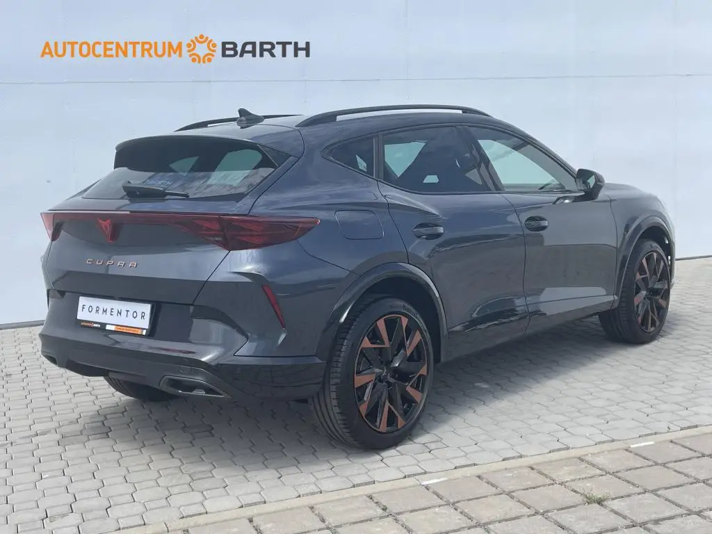 CUPRA Formentor DSG 4WD 2,0 TSI / 150kW