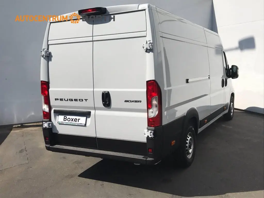 Peugeot Boxer Furgon 4350 L4H2 MAN6 2,2 BlueHDi / 132kW