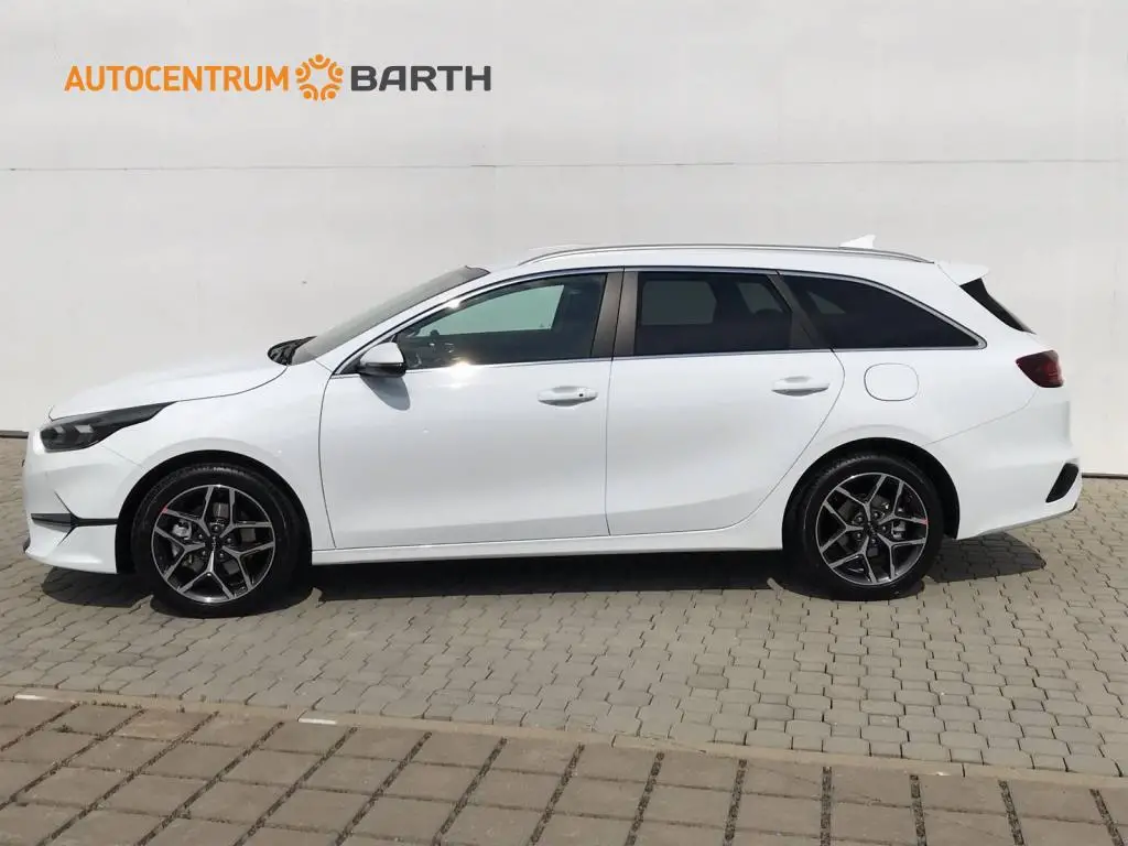 KIA Ceed SW CD TOP 7DCT 1,5 T-GDi / 103kW