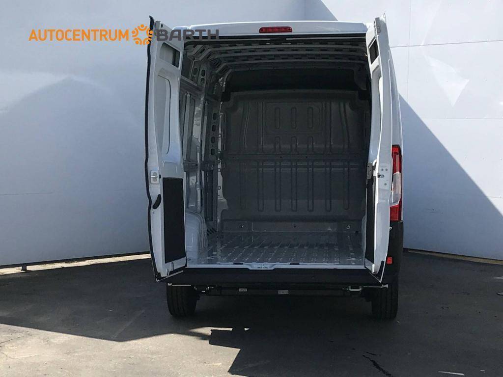 Peugeot Boxer Furgon 3500 L3H2  2,2 BlueHDi MAN6 / 132kW