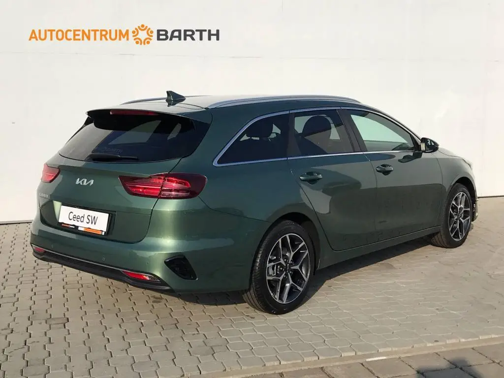 KIA Ceed SW CD TOP 7DCT 1,5 T-GDi / 103kW