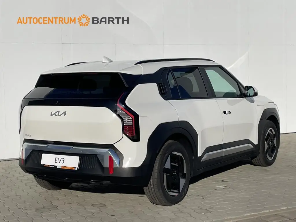 KIA EV3 EARTH  4x2 Synchronní AC elektromotor / 150kW