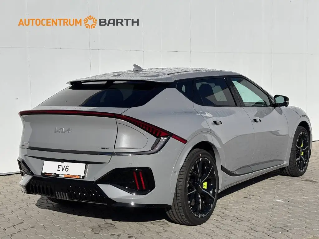 KIA EV6 GT 4x4 + 84 KWH  / 478kW