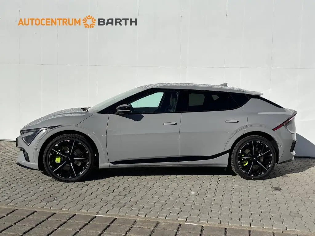 KIA EV6 GT 4x4 + 84 KWH  / 478kW