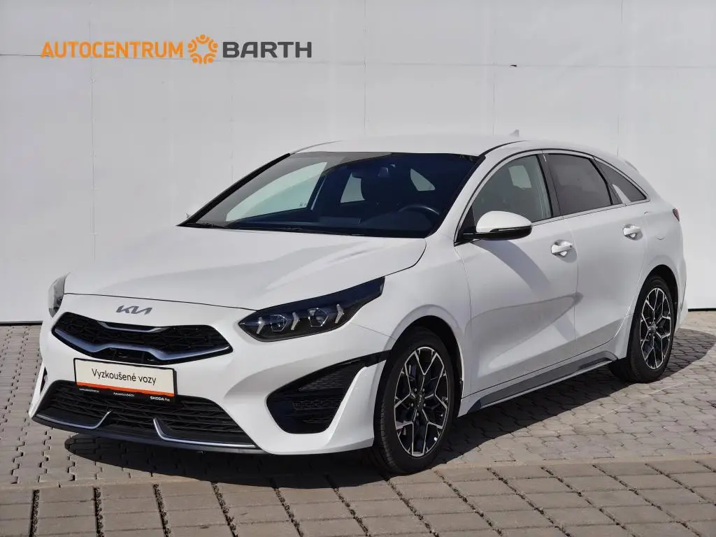KIA ProCeed CD T-GDI GPF GT LINE PLUS (2022) T-GDI / 117kW