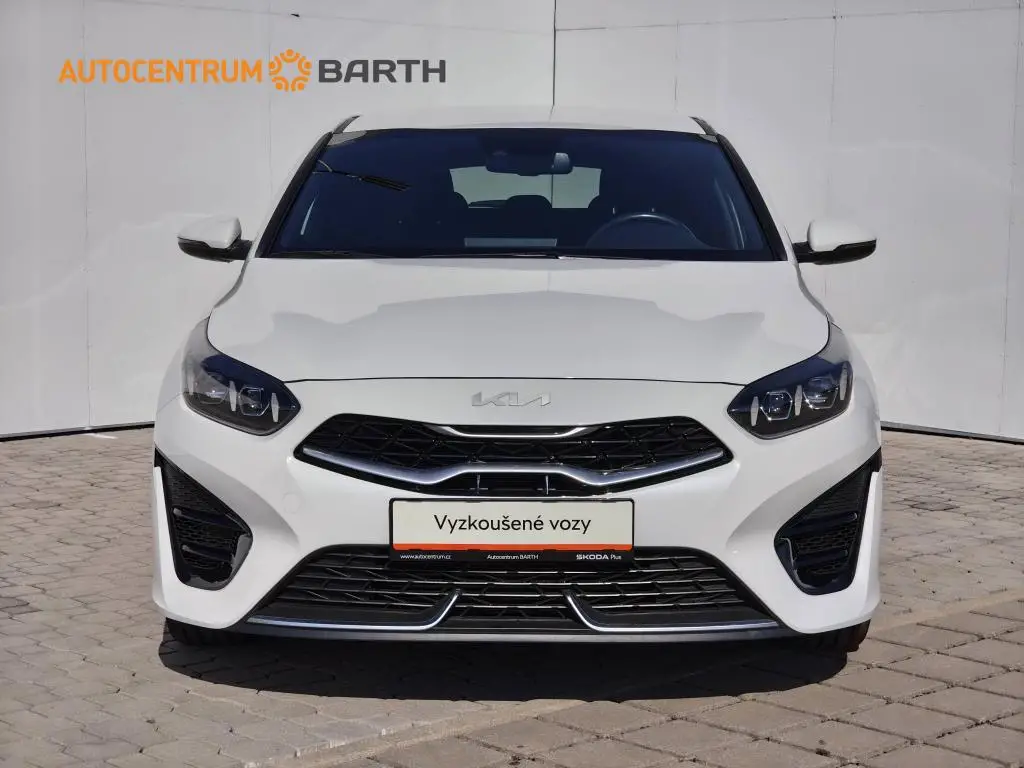 KIA ProCeed CD T-GDI GPF GT LINE PLUS (2022) T-GDI / 117kW