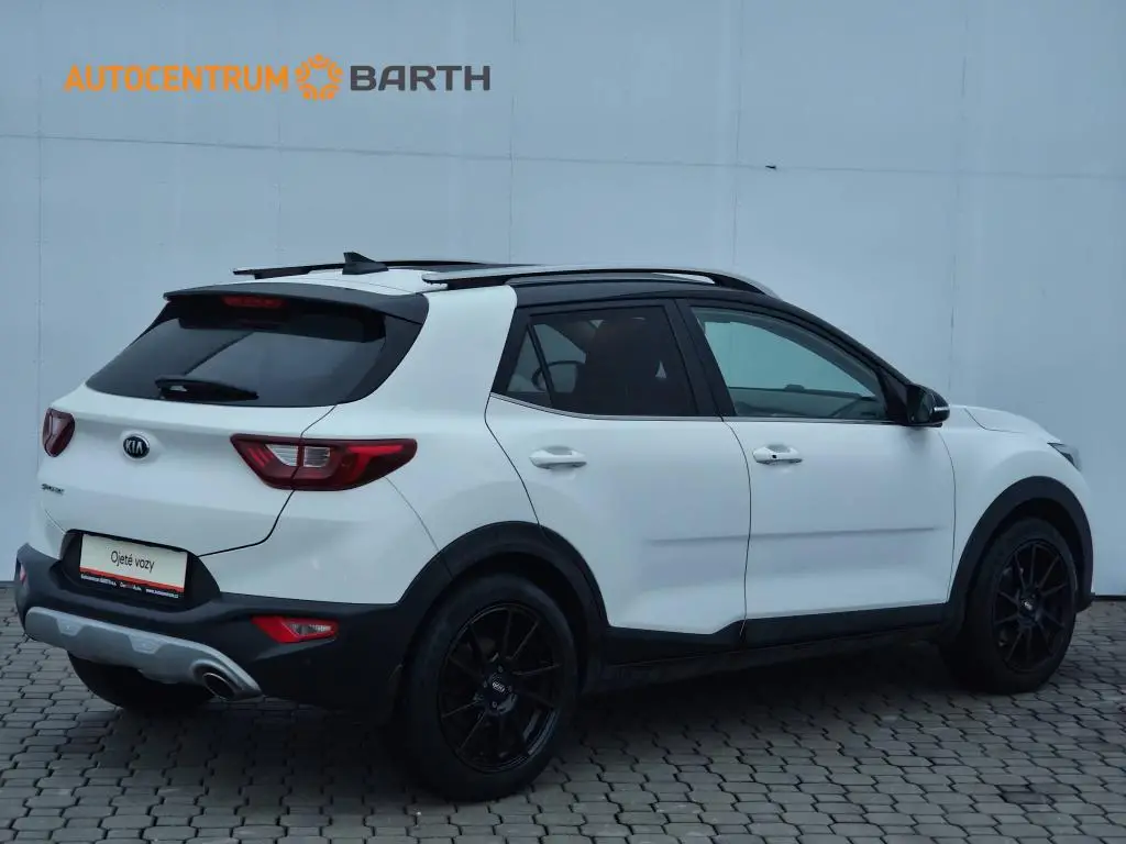 KIA Stonic SE Premium + ADAS+ 1,4 CVVT / 74kW