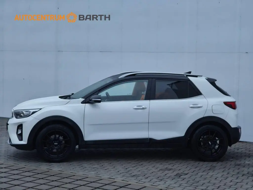 KIA Stonic SE Premium + ADAS+ 1,4 CVVT / 74kW