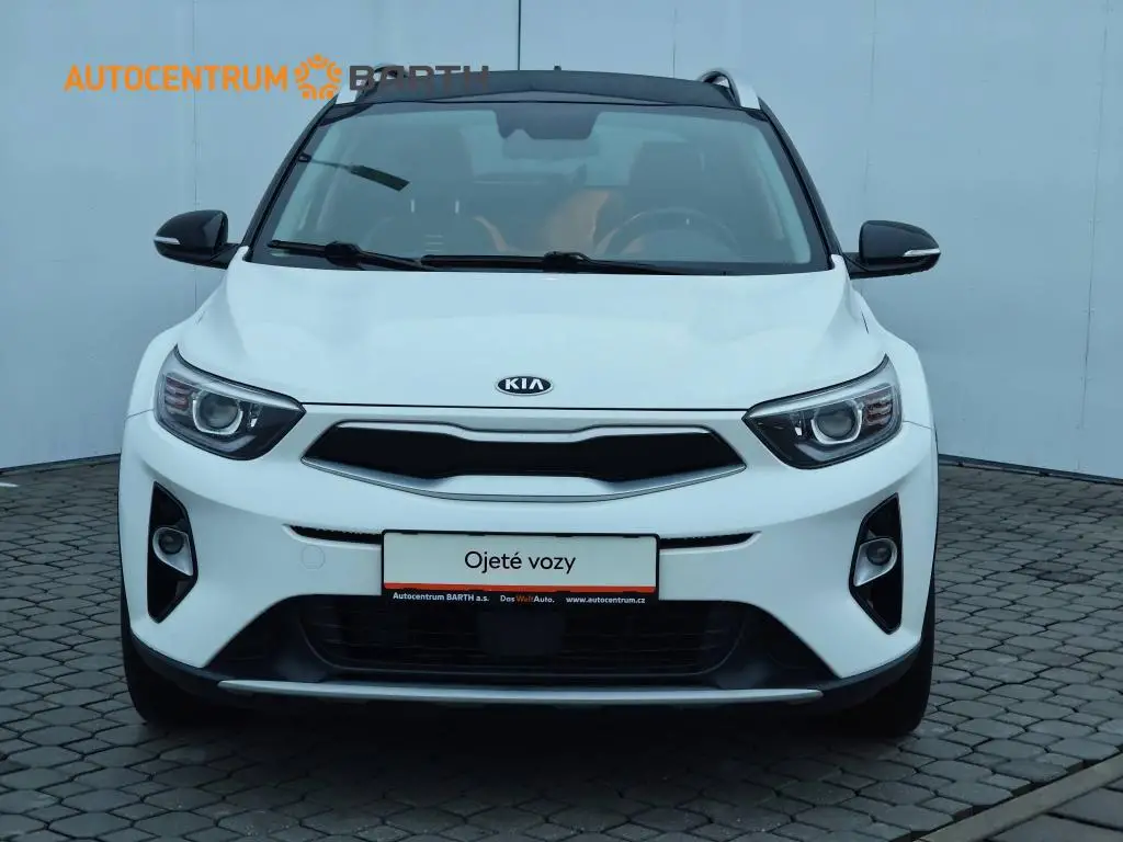 KIA Stonic SE Premium + ADAS+ 1,4 CVVT / 74kW