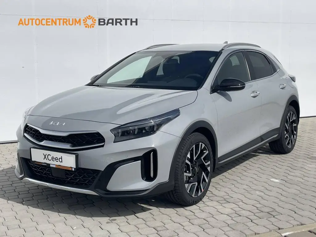 KIA XCeed STEEL EDITION 7DCT 1,6 T-GDi / 110kW